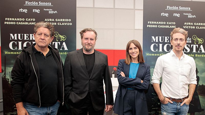Ficcin sonora - Nos colamos en los ensayos de la ficcin sonora 'Muerte de un ciclista'