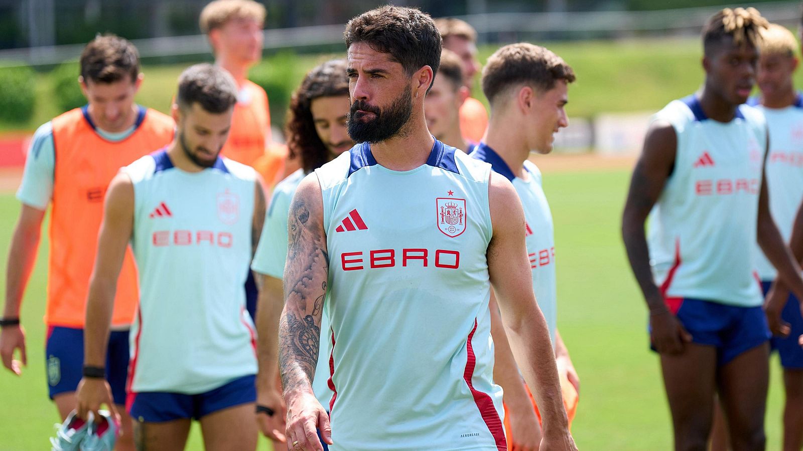España se entrena en Las Rozas a la espera de Fabián Ruiz